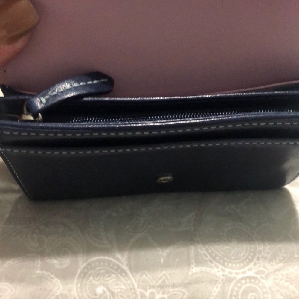 Authentic Coach wallet - Picture 5 of 6